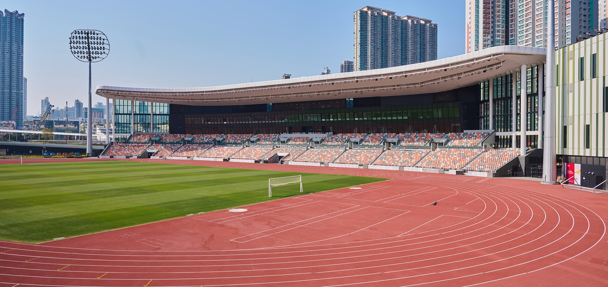 常在河边走哪有不湿鞋，恰尔汗奥卢国米生涯首次点球被扑